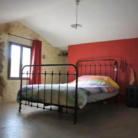 Mas Boho - 16th Century Eclectic Farm stay Entrechaux